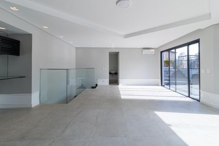 Apartamento à venda com 284m², 3 quartos e 3 vagas Apartamento à venda com 284m², 3 quartos e 3 vagasSala - Piso Superior