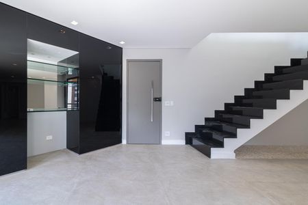 Apartamento à venda com 284m², 3 quartos e 3 vagas Apartamento à venda com 284m², 3 quartos e 3 vagasSala