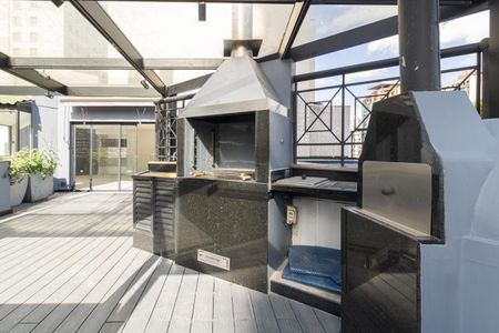 Apartamento à venda com 284m², 3 quartos e 3 vagas Apartamento à venda com 284m², 3 quartos e 3 vagasÁrea Privativa - Churrasqueira