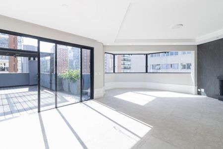 Apartamento à venda com 284m², 3 quartos e 3 vagas Apartamento à venda com 284m², 3 quartos e 3 vagasSala - Piso Superior