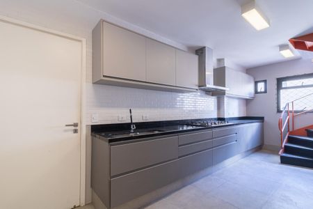 Apartamento à venda com 284m², 3 quartos e 3 vagas Apartamento à venda com 284m², 3 quartos e 3 vagasCozinha