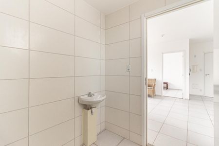 Apartamento para alugar com 49m², 2 quartos e sem vaga Apartamento para alugar com 49m², 2 quartos e sem vagaBanheiro