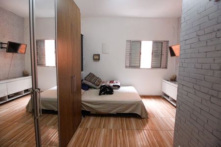 Casa à venda com 70m², 2 quartos e sem vagaSuíte