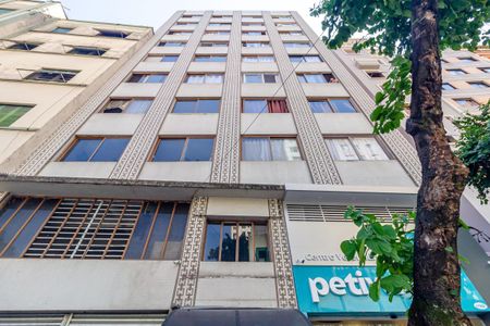 Apartamento à venda com 54m², 1 quarto e sem vagaFachada