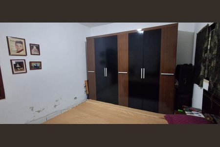 Casa à venda com 250m², 3 quartos e 2 vagas Casa à venda com 250m², 3 quartos e 2 vagasQuarto 2