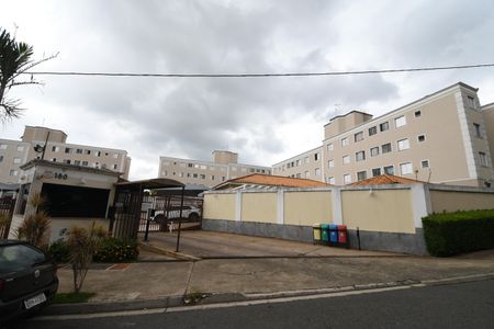 Apartamento à venda com 47m², 2 quartos e 1 vagaFachada e portaria
