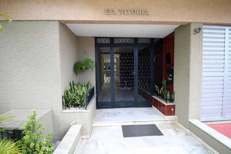 Apartamento para alugar com 100m², 2 quartos e 1 vagaFachada e portaria