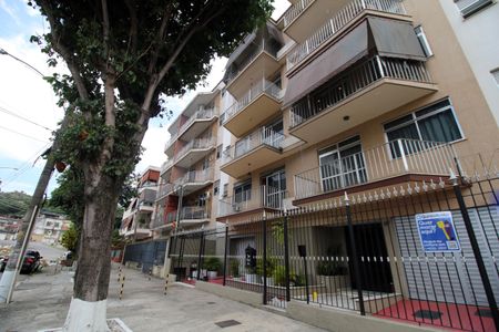 Apartamento para alugar com 100m², 2 quartos e 1 vagaFachada do Prédio