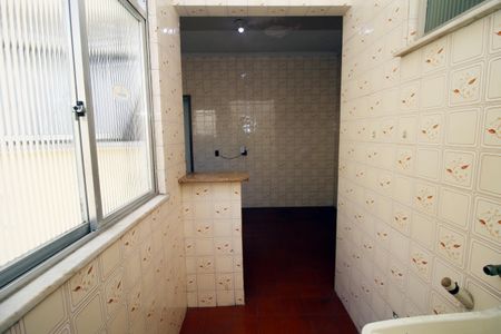 Apartamento para alugar com 100m², 2 quartos e 1 vagaÁrea de Serviço