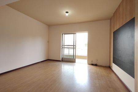 Apartamento à venda com 214m², 3 quartos e 1 vagaSala