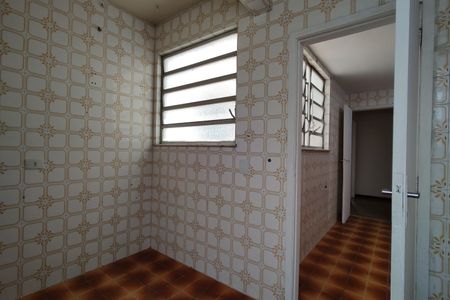 Apartamento à venda com 214m², 3 quartos e 1 vagaÁrea de Serviço
