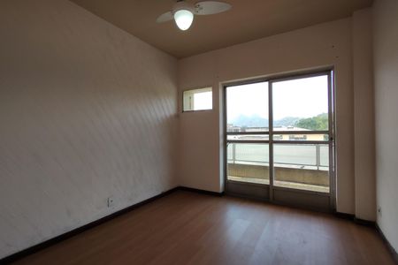 Apartamento à venda com 214m², 3 quartos e 1 vagaQuarto 1