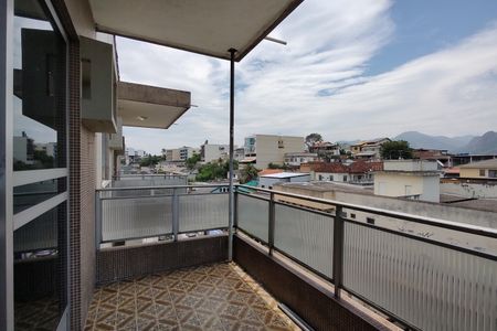 Varanda de apartamento à venda com 3 quartos, 214m² em Jacarepaguá, Rio de Janeiro