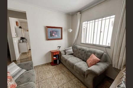 Casa à venda com 200m², 2 quartos e 4 vagas Casa à venda com 200m², 2 quartos e 4 vagasSala