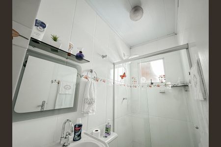 Casa à venda com 200m², 2 quartos e 4 vagas Casa à venda com 200m², 2 quartos e 4 vagasBanheiro