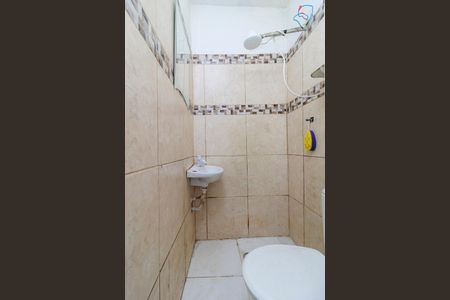 Banheiro de kitnet/studio para alugar com 1 quarto, 16m² em Vila Congonhas, São Paulo
