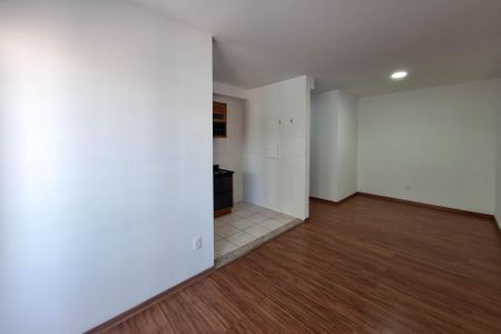 Apartamento à venda com 67m², 3 quartos e 1 vaga Apartamento à venda com 67m², 3 quartos e 1 vagaSala
