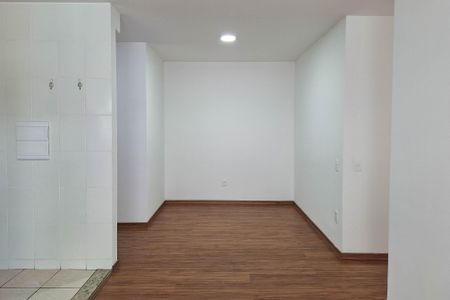 Apartamento à venda com 67m², 3 quartos e 1 vaga Apartamento à venda com 67m², 3 quartos e 1 vagaSala