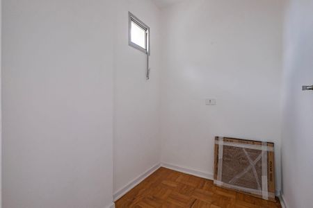 Apartamento à venda com 82m², 2 quartos e 1 vaga Apartamento à venda com 82m², 2 quartos e 1 vagaÁrea de Serviço - Quarto