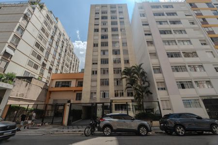 Apartamento à venda com 58m², 1 quarto e 1 vaga Apartamento à venda com 58m², 1 quarto e 1 vagaFachada