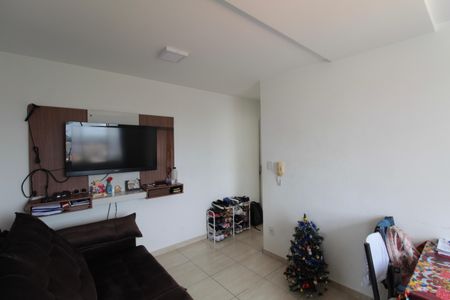 Sala de apartamento à venda com 2 quartos, 49m² em Parque Turistas, Belo Horizonte