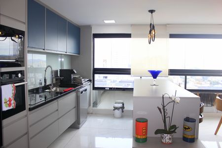 Apartamento para alugar com 89m², 2 quartos e 2 vagasCozinha e varandaCozinha e varanda