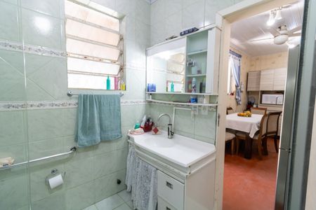 Casa à venda com 500m², 2 quartos e 2 vagas Casa à venda com 500m², 2 quartos e 2 vagasBanheiro