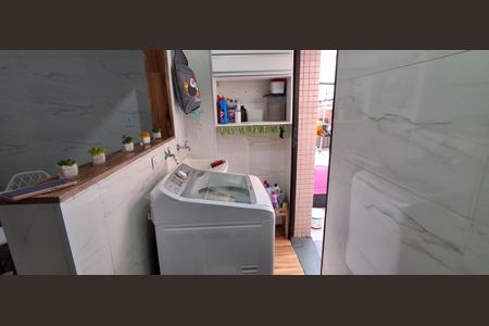 Apartamento à venda com 115m², 2 quartos e 1 vagaÁrea de Serviço 