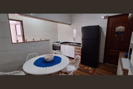 Apartamento à venda com 115m², 2 quartos e 1 vagaCozinha 