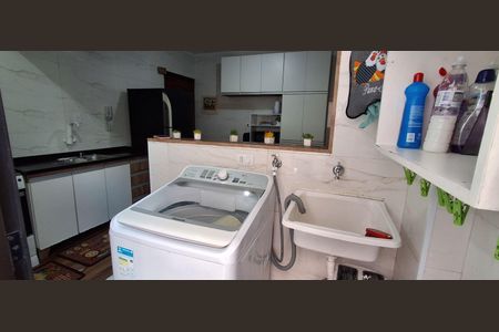 Apartamento à venda com 115m², 2 quartos e 1 vagaÁrea de Serviço 