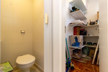 Apartamento à venda com 145m², 3 quartos e 1 vaga Apartamento à venda com 145m², 3 quartos e 1 vagaÁrea de Serviço