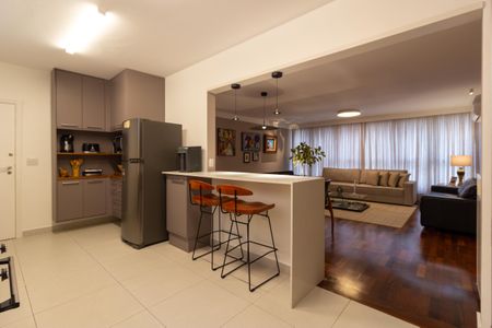 Apartamento à venda com 145m², 3 quartos e 1 vaga Apartamento à venda com 145m², 3 quartos e 1 vagaCozinha