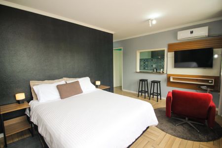 Sala/Quarto de kitnet/studio à venda com 1 quarto, 34m² em Tristeza, Porto Alegre