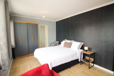 Sala/Quarto de kitnet/studio à venda com 1 quarto, 34m² em Tristeza, Porto Alegre