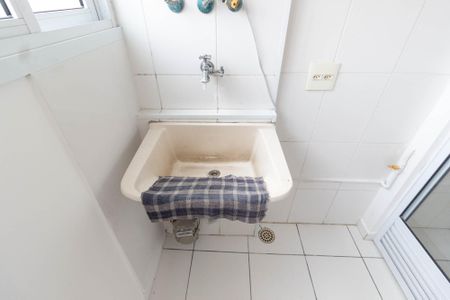 Apartamento à venda com 46m², 2 quartos e 1 vagaÁrea de serviço
