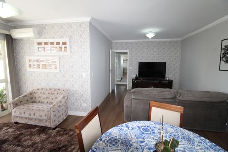 Apartamento para alugar com 120m², 3 quartos e 2 vagasSala