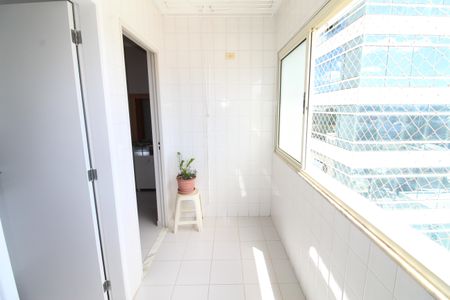 Apartamento para alugar com 120m², 3 quartos e 2 vagasÁrea de Serviço