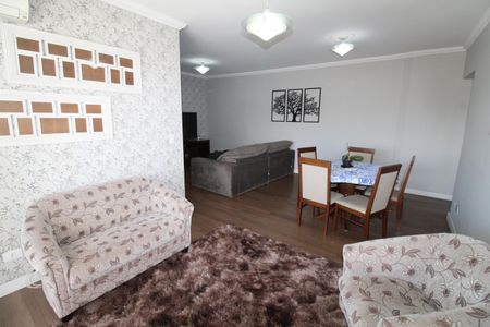 Apartamento para alugar com 120m², 3 quartos e 2 vagasSala