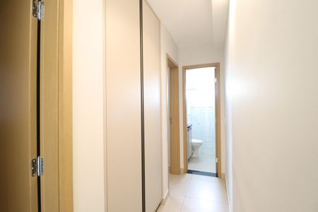 Apartamento para alugar com 56m², 2 quartos e 1 vagaCorredor - Armário