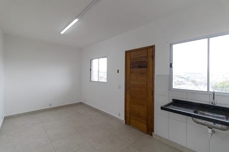Apartamento para alugar com 32m², 1 quarto e sem vaga Apartamento para alugar com 32m², 1 quarto e sem vagaSala e Cozinha