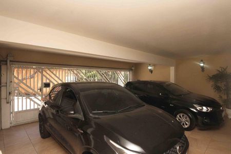 Casa à venda com 150m², 4 quartos e 2 vagas Casa à venda com 150m², 4 quartos e 2 vagasGaragem