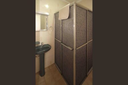 Casa à venda com 150m², 4 quartos e 2 vagas Casa à venda com 150m², 4 quartos e 2 vagasBanheiro