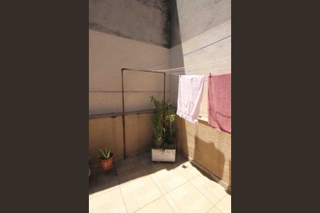 Casa à venda com 150m², 4 quartos e 2 vagas Casa à venda com 150m², 4 quartos e 2 vagasVaranda da Suite