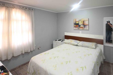 Casa à venda com 150m², 4 quartos e 2 vagas Casa à venda com 150m², 4 quartos e 2 vagasQuarto 03