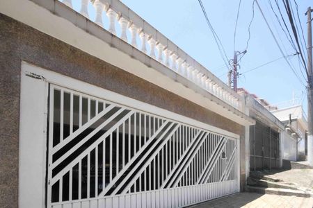 Casa à venda com 150m², 4 quartos e 2 vagas Casa à venda com 150m², 4 quartos e 2 vagasfachada