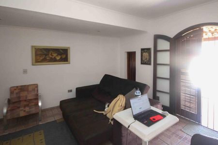 Casa à venda com 150m², 4 quartos e 2 vagas Casa à venda com 150m², 4 quartos e 2 vagasSala 02