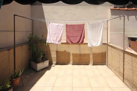 Casa à venda com 150m², 4 quartos e 2 vagas Casa à venda com 150m², 4 quartos e 2 vagasVaranda da Suite