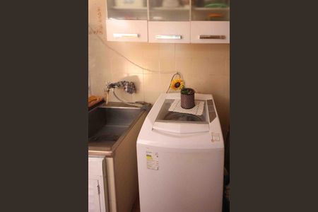 Casa à venda com 150m², 4 quartos e 2 vagas Casa à venda com 150m², 4 quartos e 2 vagasÁrea de Serviço