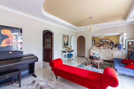 Sala  de casa à venda com 5 quartos, 397m² em Jardim das Flores, Osasco