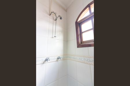 Casa à venda com 397m², 5 quartos e 4 vagasBanheiro 1